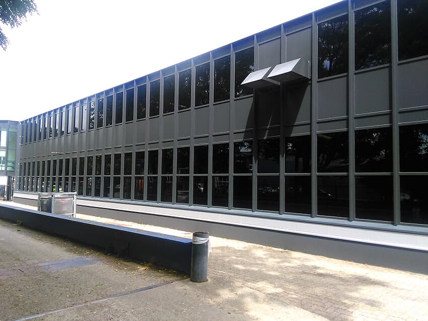 Warmtewerende folie op glaspui